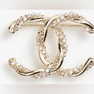 Brand New! Chanel Brooch LGHW